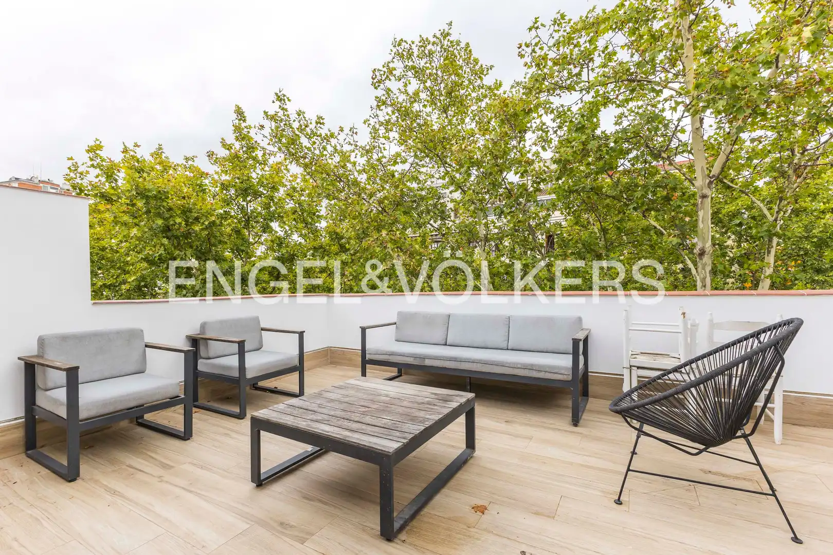 Terrasse von Dachboden zur Miete in Madrid mit Klimaanlage, Heizung und Parkett
