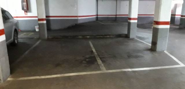 Garaje en Alquiler en N/A, -1 en El Carmel