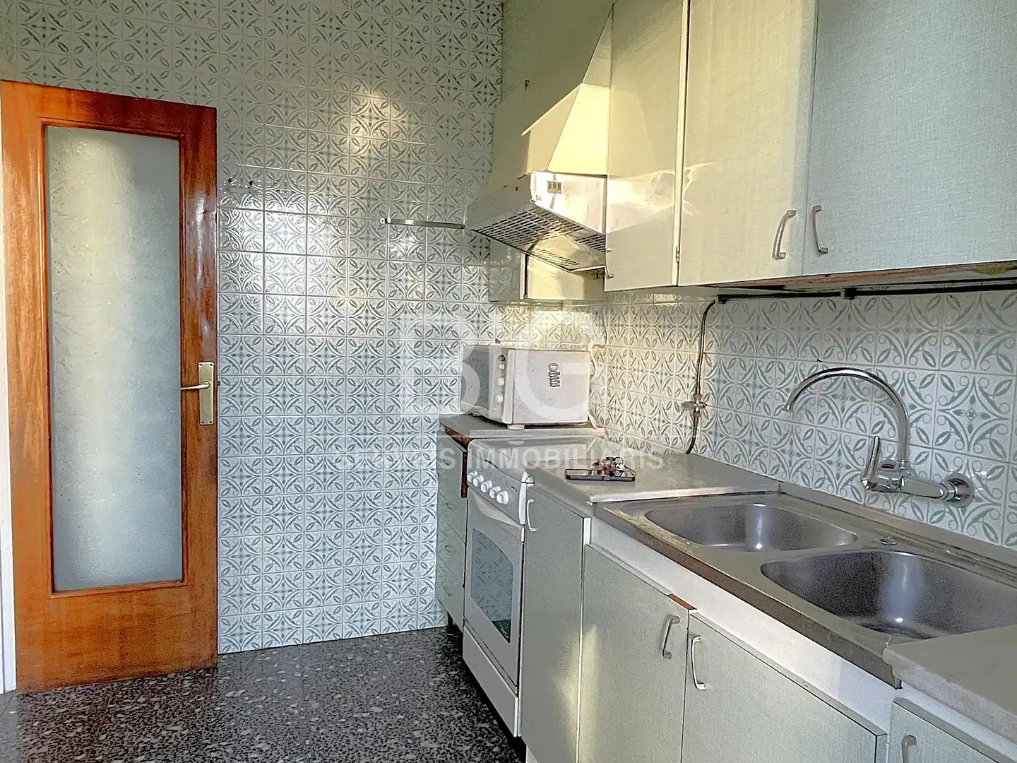 Cocina de Ático en venta en Mataró con Terraza, Trastero y Balcón