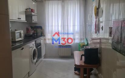 Cuina de Apartament en venda en Miranda de Ebro amb Calefacció, Parquet i Traster