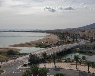 Vista exterior de Àtic en venda en  Melilla Capital amb Aire condicionat, Terrassa i Piscina