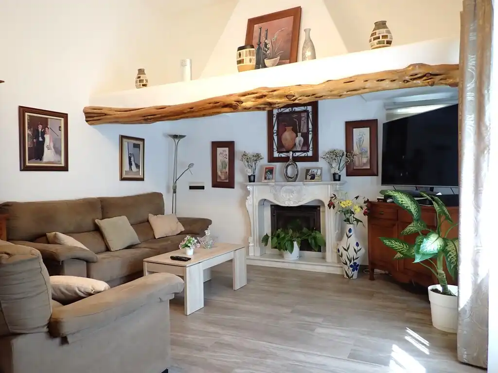 Casa rústica amb piscina en venda a Santa Eulària, imagen 4