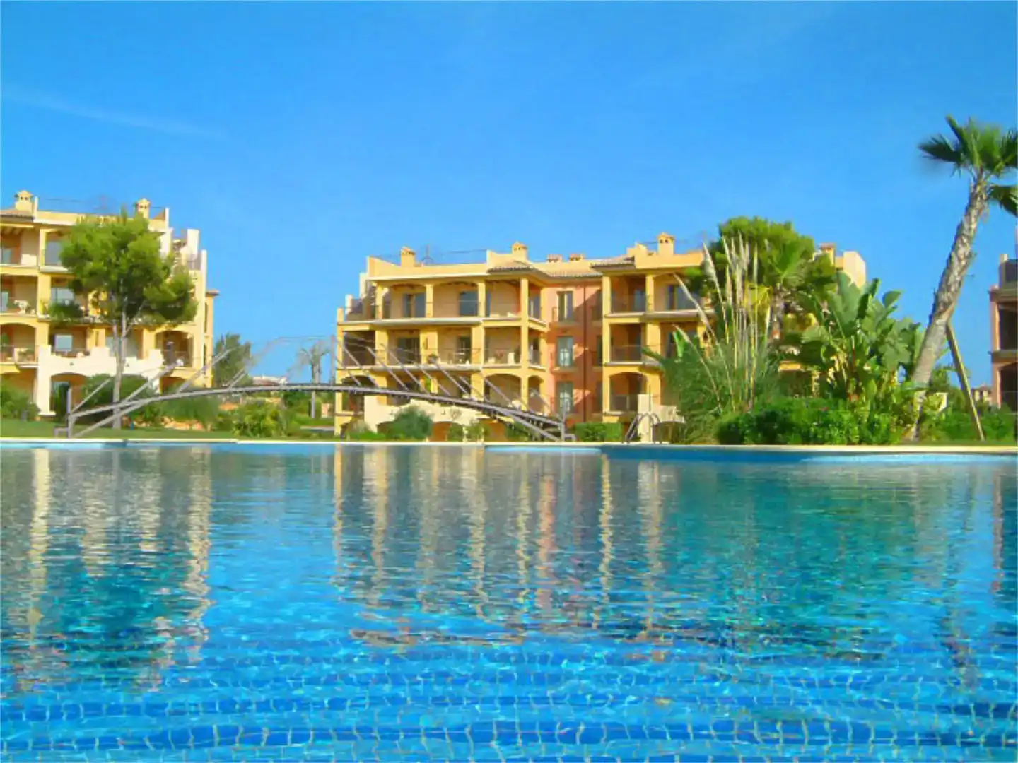 Piscina de Apartamento de alquiler en Santa Ponça