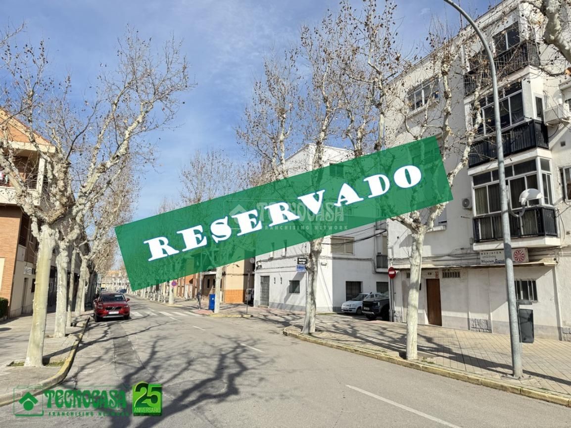 Exterior view of Flat for sale in Ciudad Real Capital  with Air Conditioner and Furnished