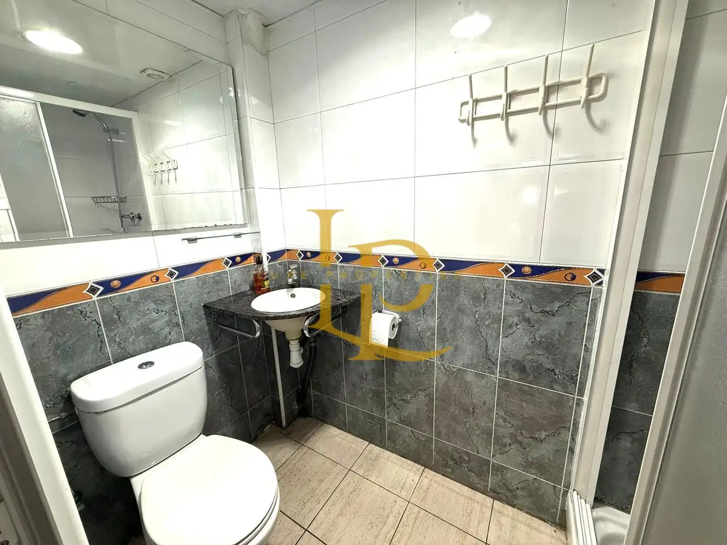 Baño de Local en venta en Rubí