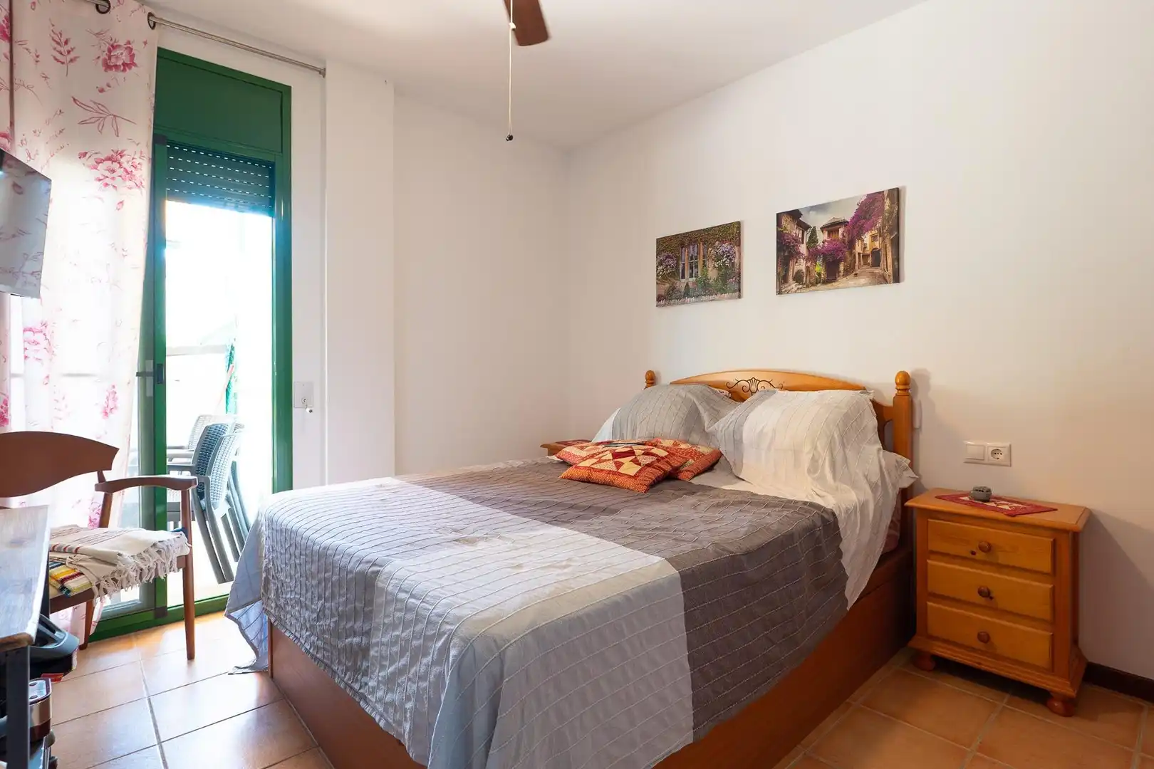 Schlafzimmer von Erdgeschoss zum Verkauf in Amposta mit Terrasse, Abstellraum und Möbliert