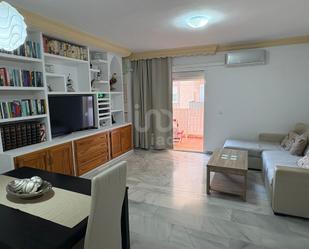 Living room of Flat for sale in Estepona  with Air Conditioner and Heating