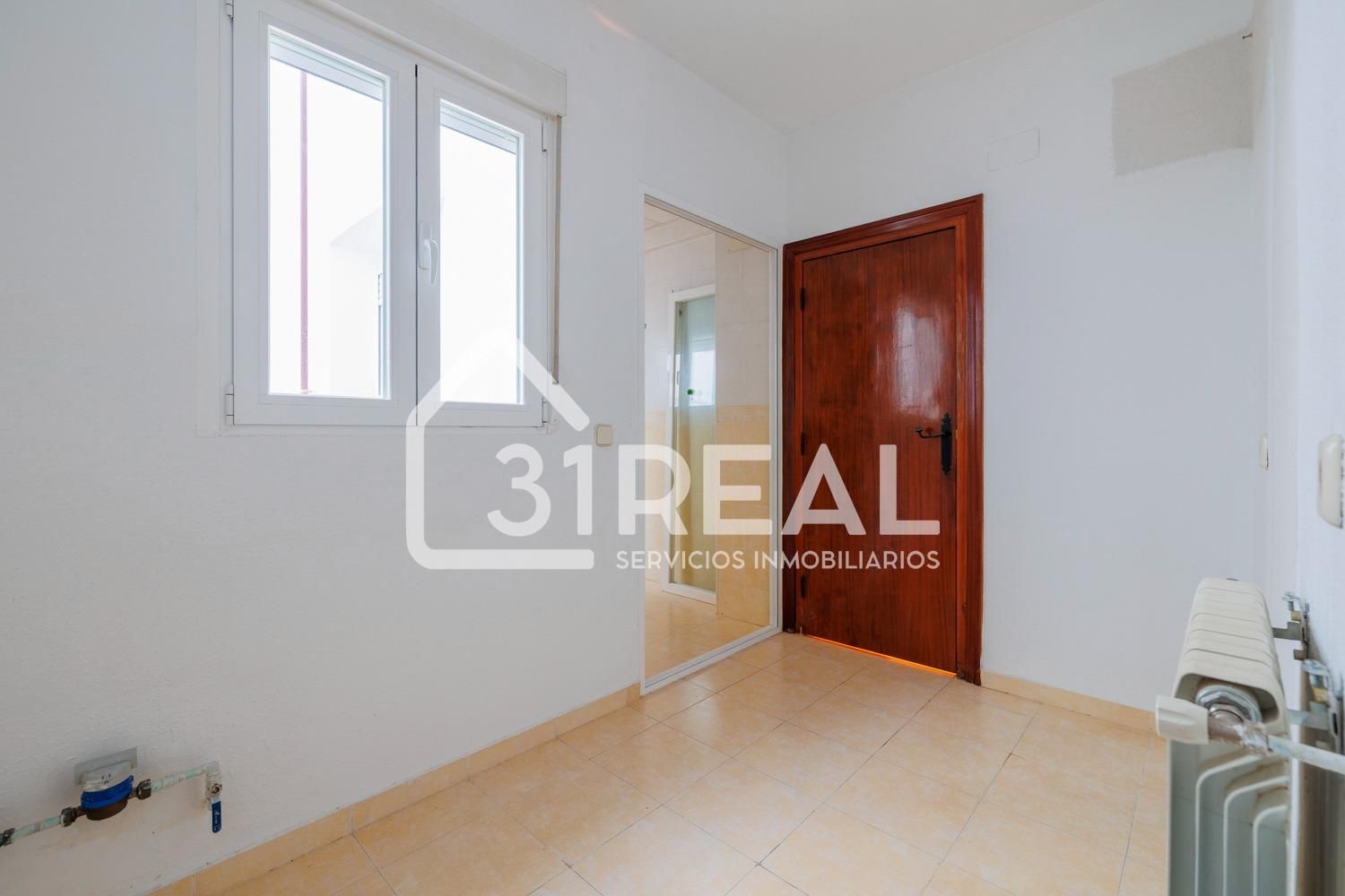 Bedroom of Flat for sale in  Madrid Capital  with Heating, Private garden and Parquet flooring