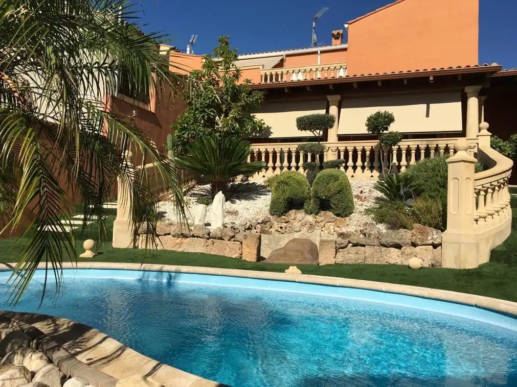 Piscina de Casa o chalet en venta en El Palomar con Aire acondicionado, Jardín privado y Terraza