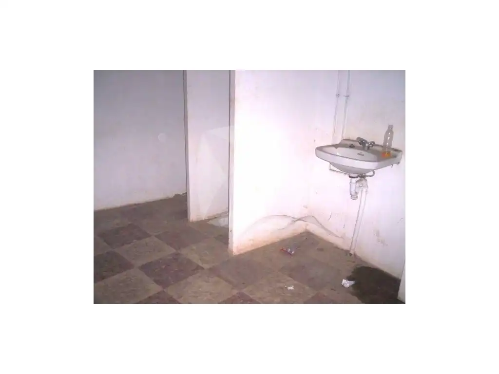 Locale commerciale in vendita a C. Antonio Reyes Huertas, 2, imagen 4