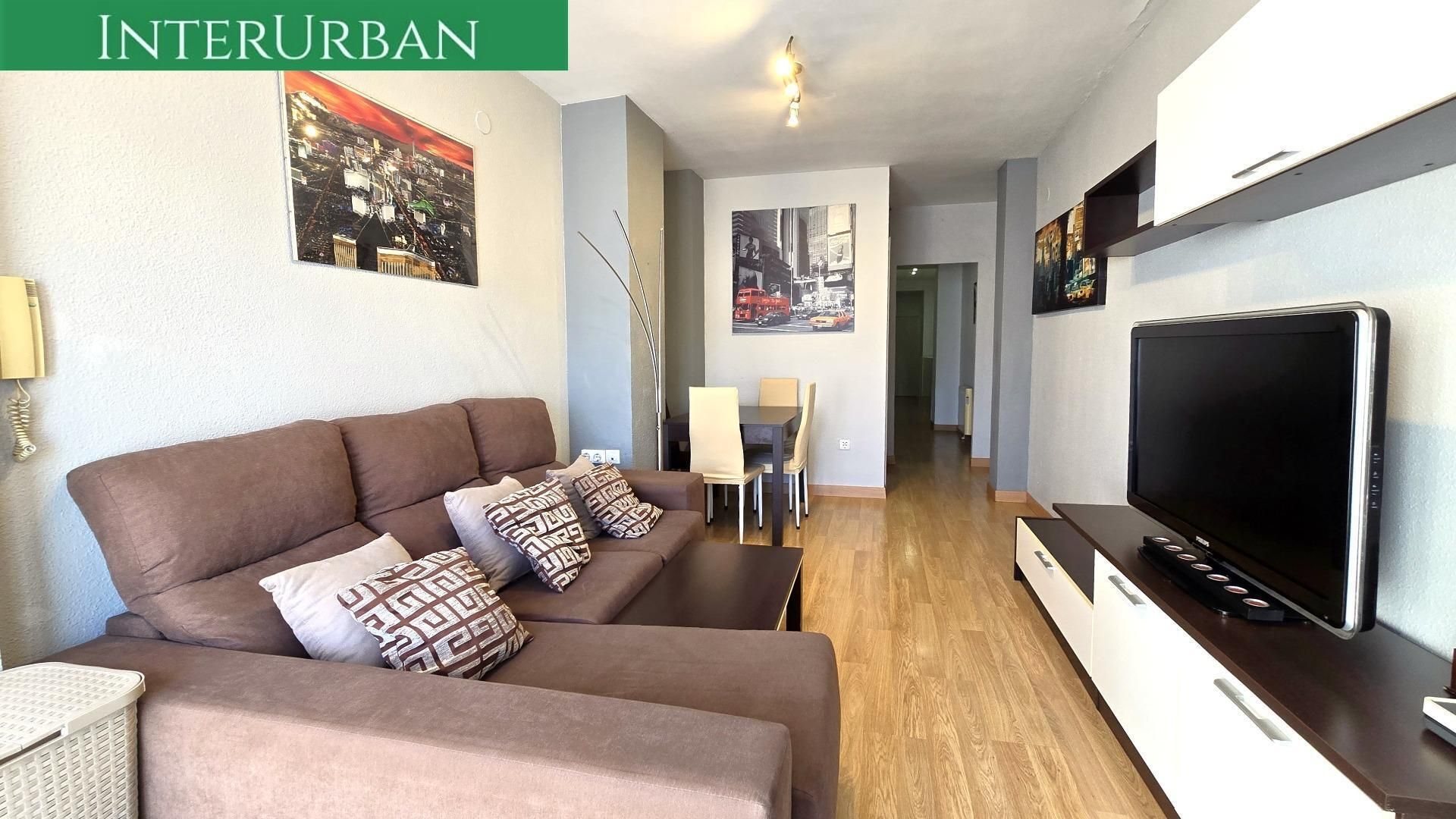 Vista exterior de Àtic en venda en Llíria amb Aire condicionat, Terrassa i Traster