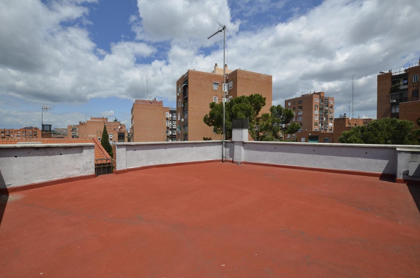 Terrace of House or chalet for sale in  Madrid Capital  with Heating, Private garden and Terrace