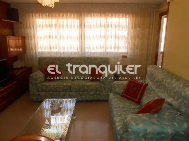 Living room of Flat for sale in Madrid  with Air Conditioner, Terrace and Furnished
