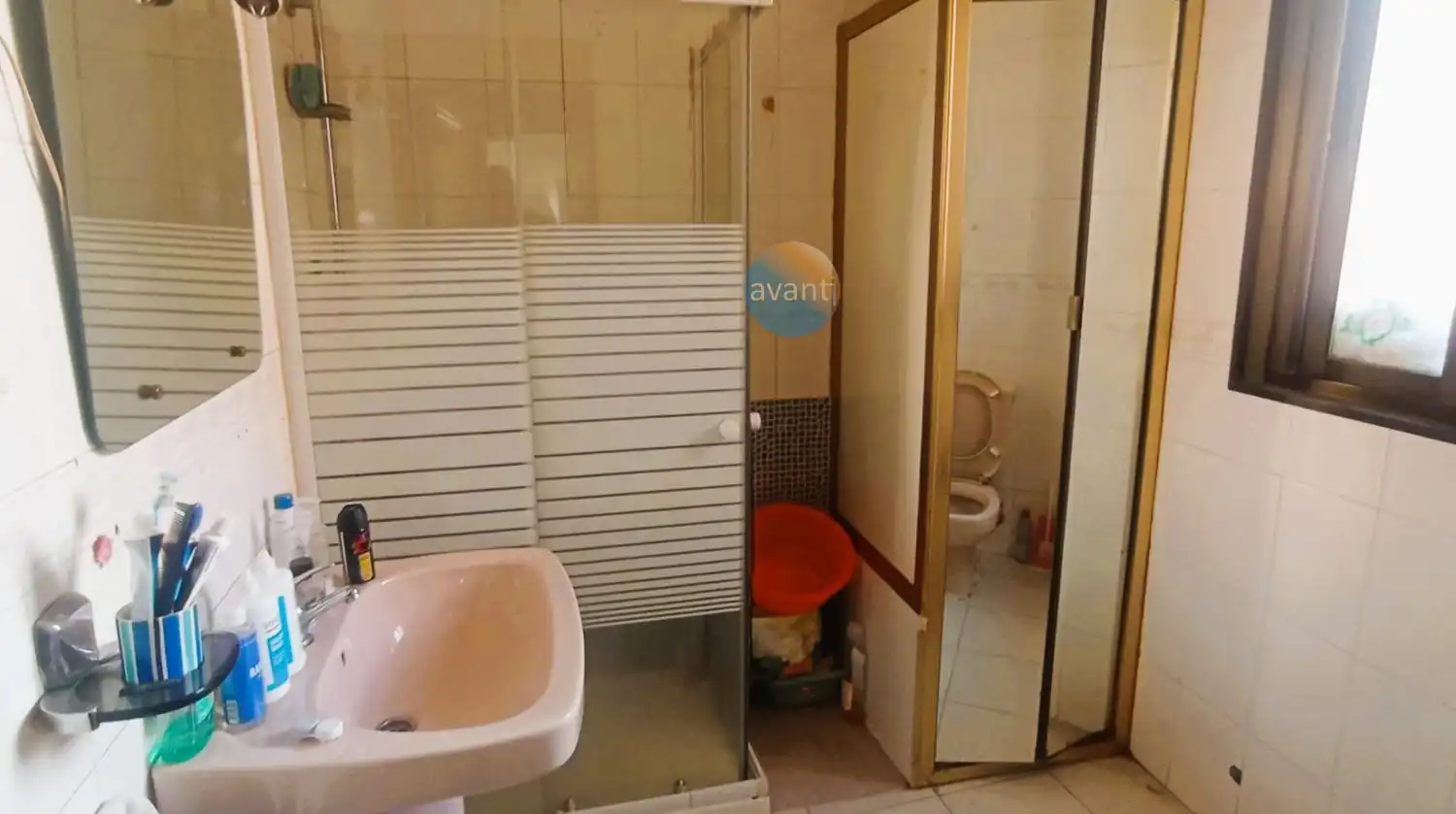 Bany de Pis en venda en Salamanca amb Calefacció, Terrassa i Balcó