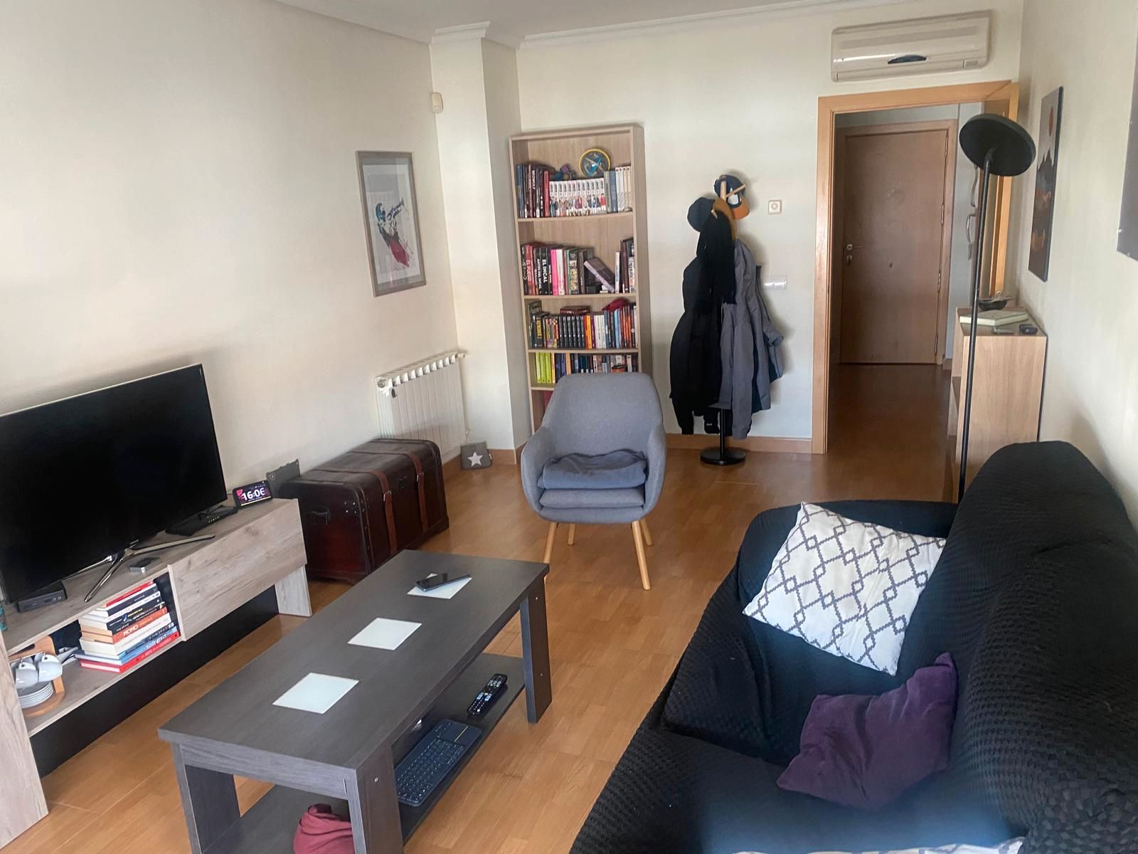 Sala de estar de Dúplex en venta en Ciudad Real Capital con Calefacción, Terraza y Piscina comunitaria