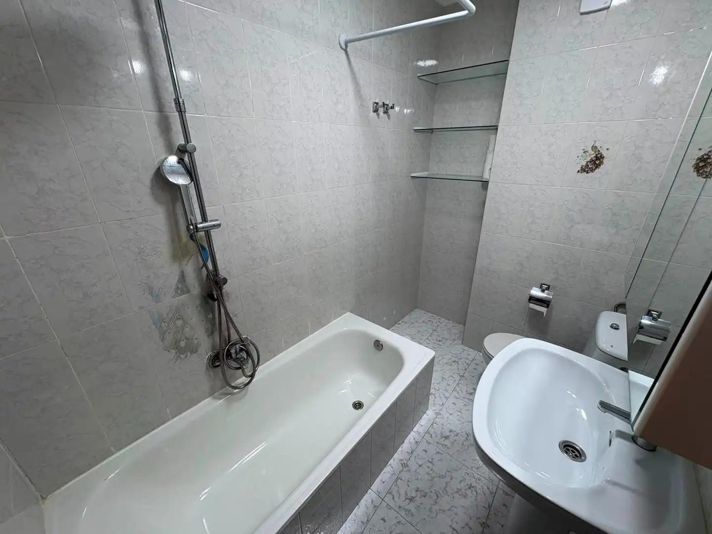 Bathroom of Apartments for sale in Boiro  with Storage room and Furnished