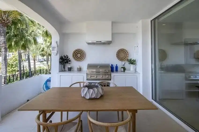Terrace of Attic for sale in Marbella  with Air Conditioner, Heating and Private garden