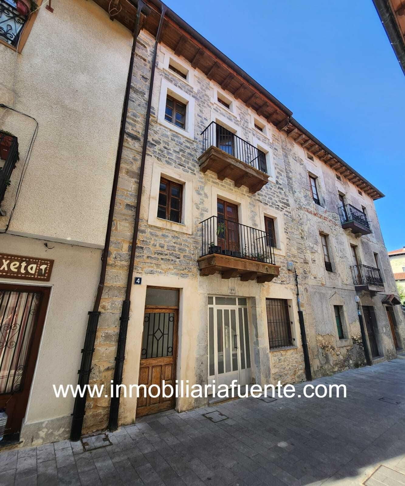 Exterior view of House or chalet for sale in Artziniega
