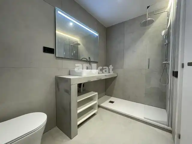 Baño de Piso en venta en Viladecans