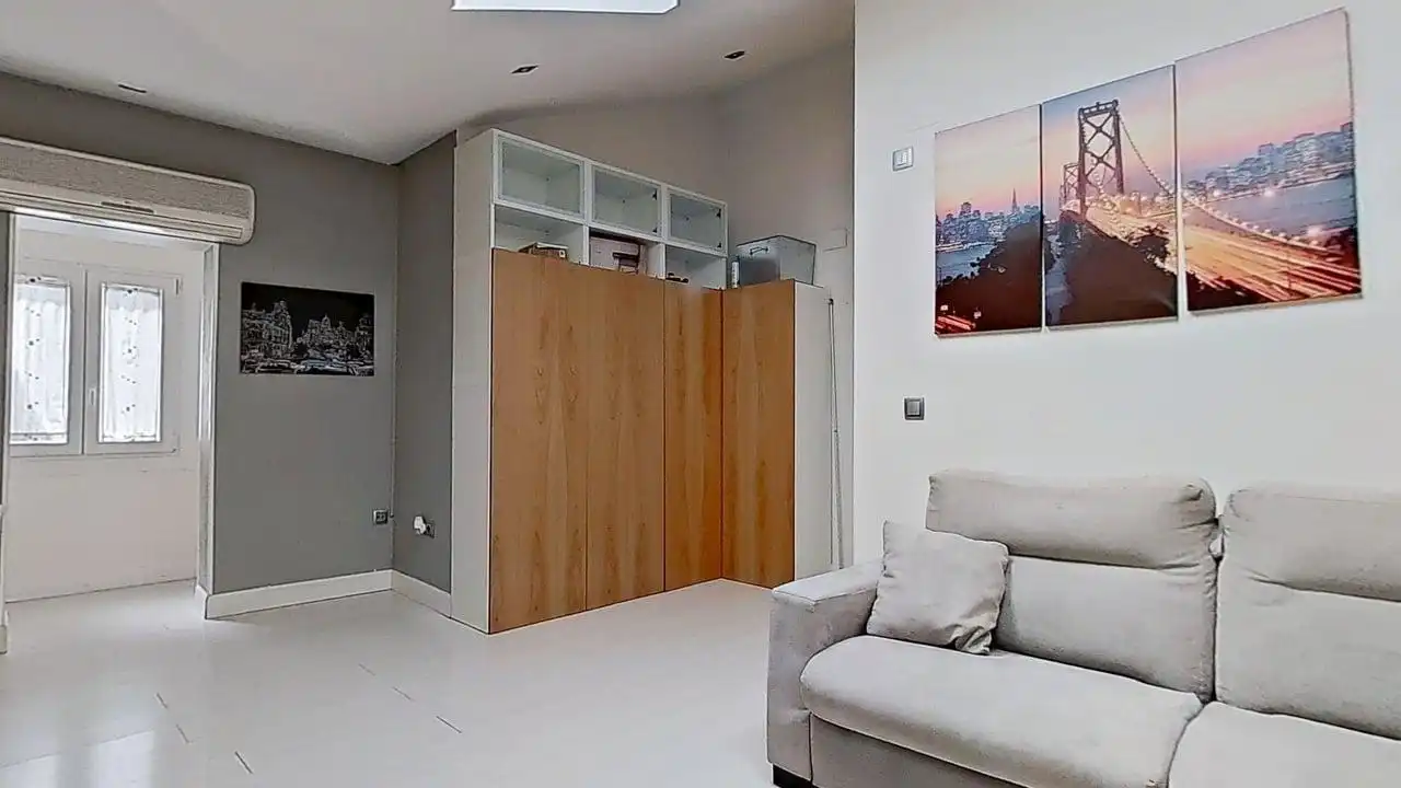 Wohnzimmer von Wohnung zur Miete in Madrid mit Klimaanlage, Heizung und Ofen