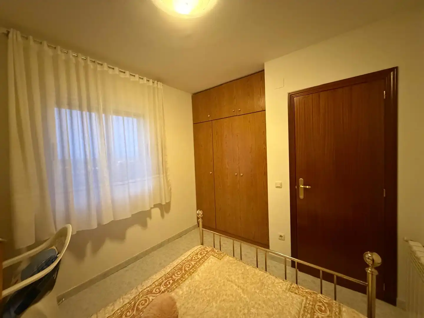 Dormitori de Casa adosada en venda en Urueñas amb Calefacció, Jardí privat i Terrassa
