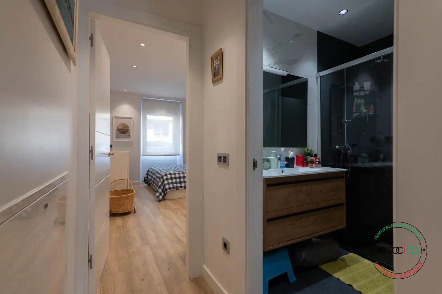 Habitación de Piso en venta en Gijón  con Calefacción, Terraza y Trastero