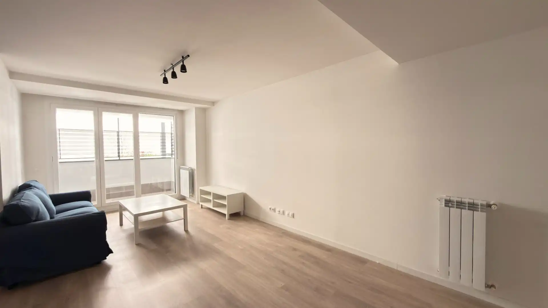 Wohnzimmer von Wohnungen zur Miete in Tres Cantos mit Klimaanlage, Heizung und Terrasse