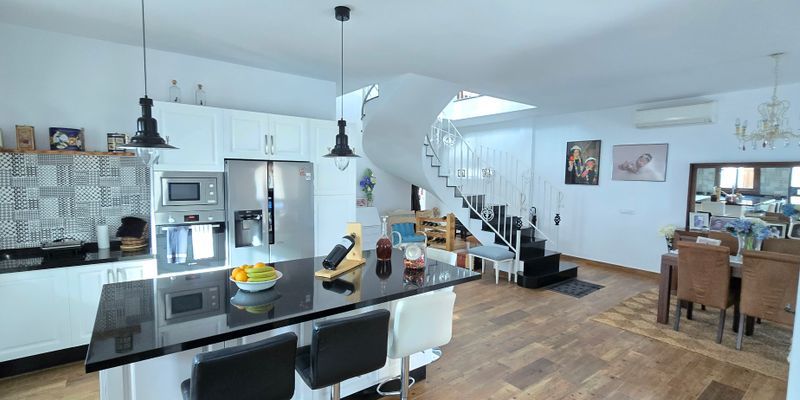 Cuina de Casa o xalet en venda en Algodonales amb Aire condicionat, Jardí privat i Terrassa