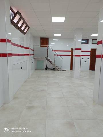 Local comercial en Alquiler en Centro