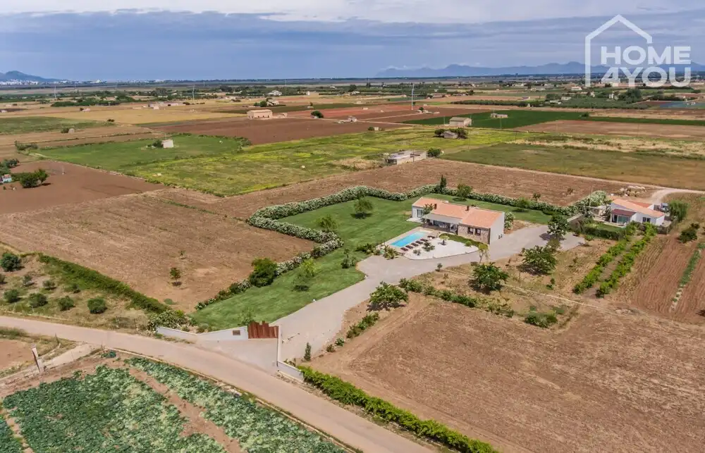 Houses for sale in Sa Pobla  with Air Conditioner, Heating and Terrace