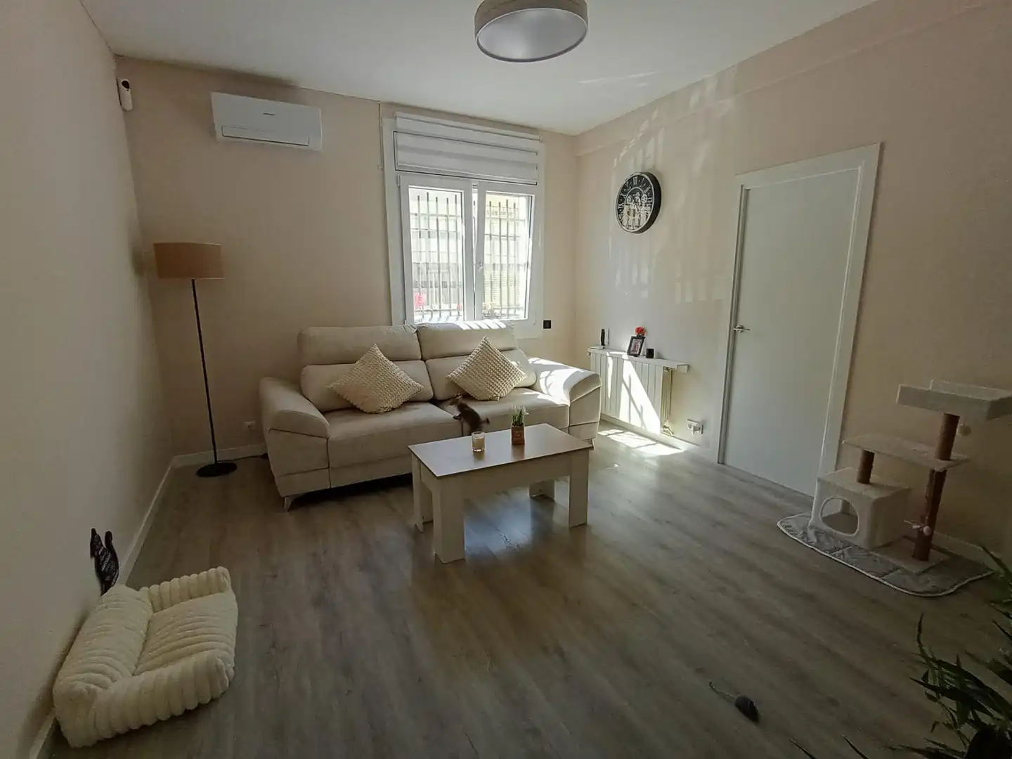 Sala de estar de Planta baja en venta en Canovelles con Aire acondicionado, Calefacción y Parquet