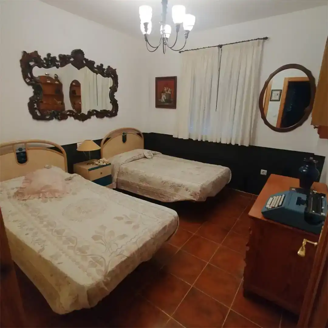 Dormitori de Casa o xalet en venda en Bogarra amb Jardí privat, Traster i Moblat