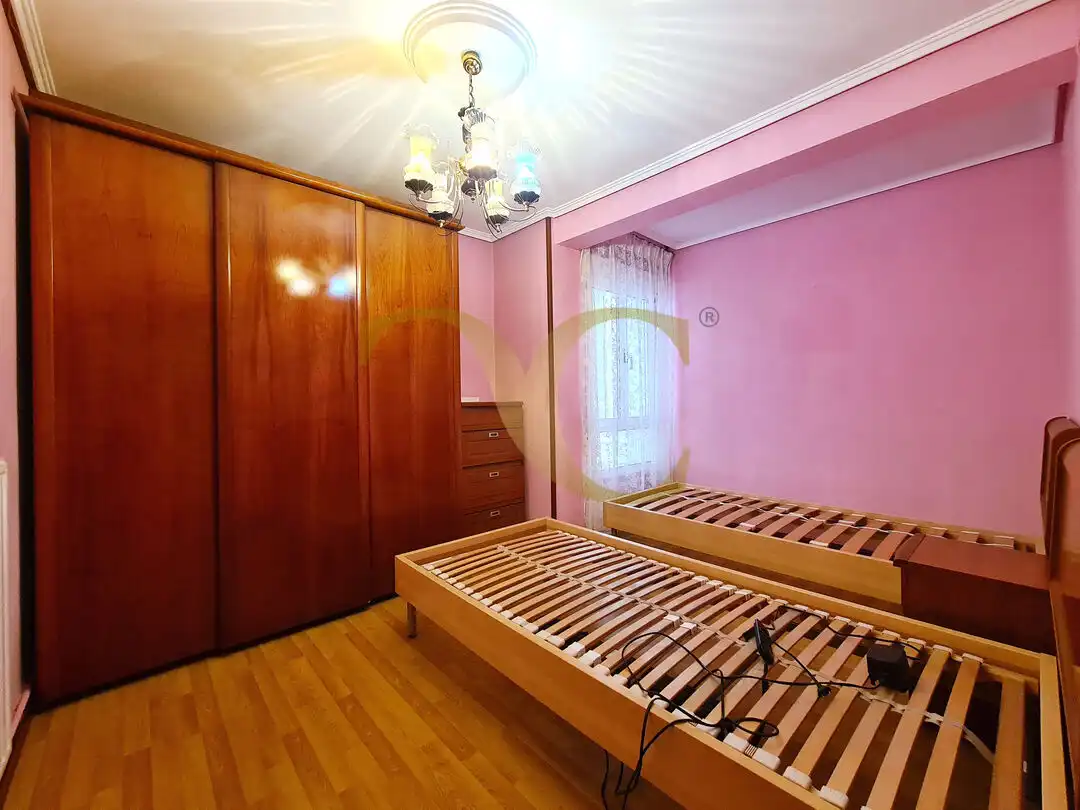 Flat for sale in Calle Orellana, La Calzada