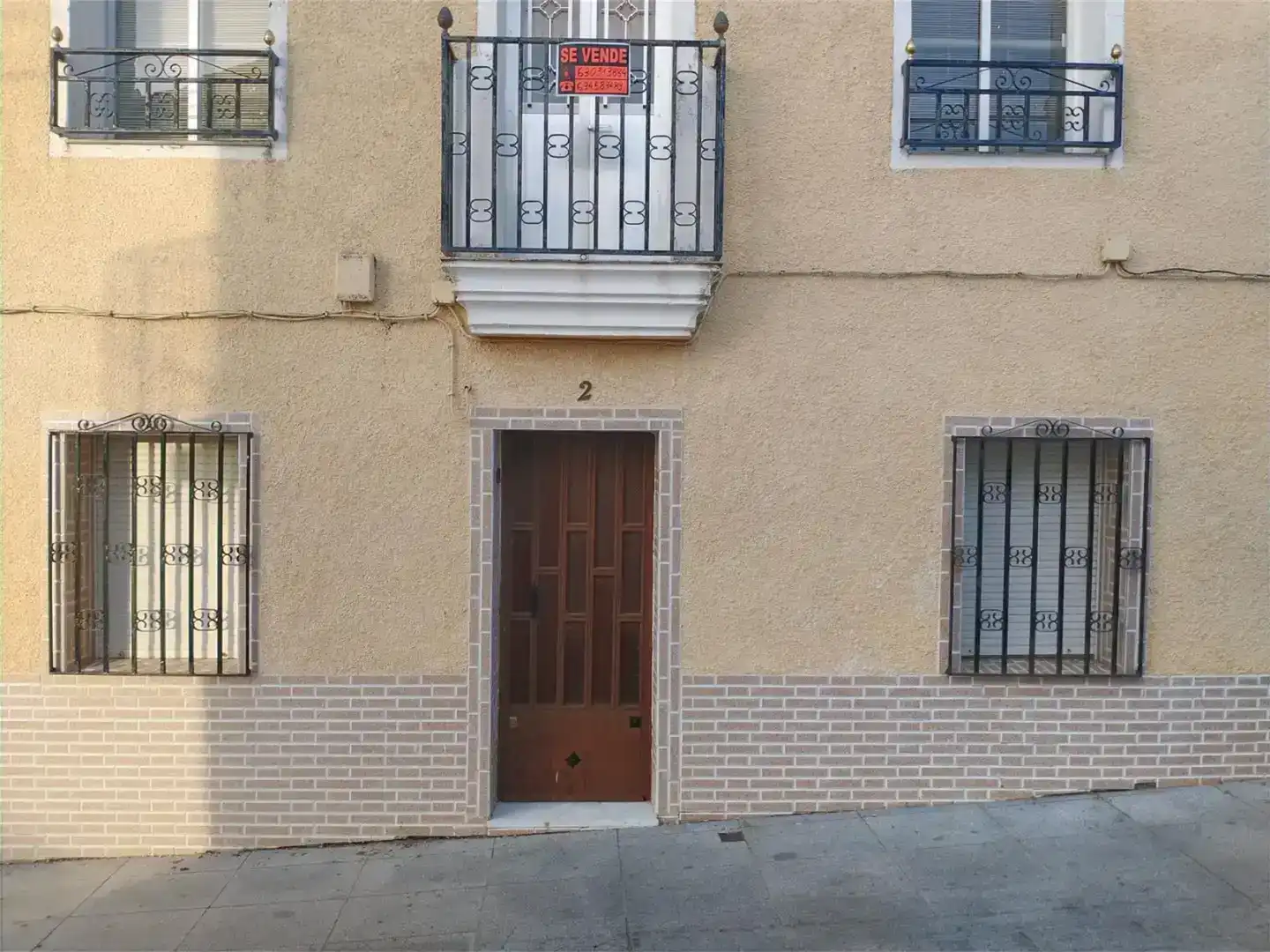 Vista exterior de Planta baja en venta en Malpartida de la Serena con Aire acondicionado, Amueblado y Balcón