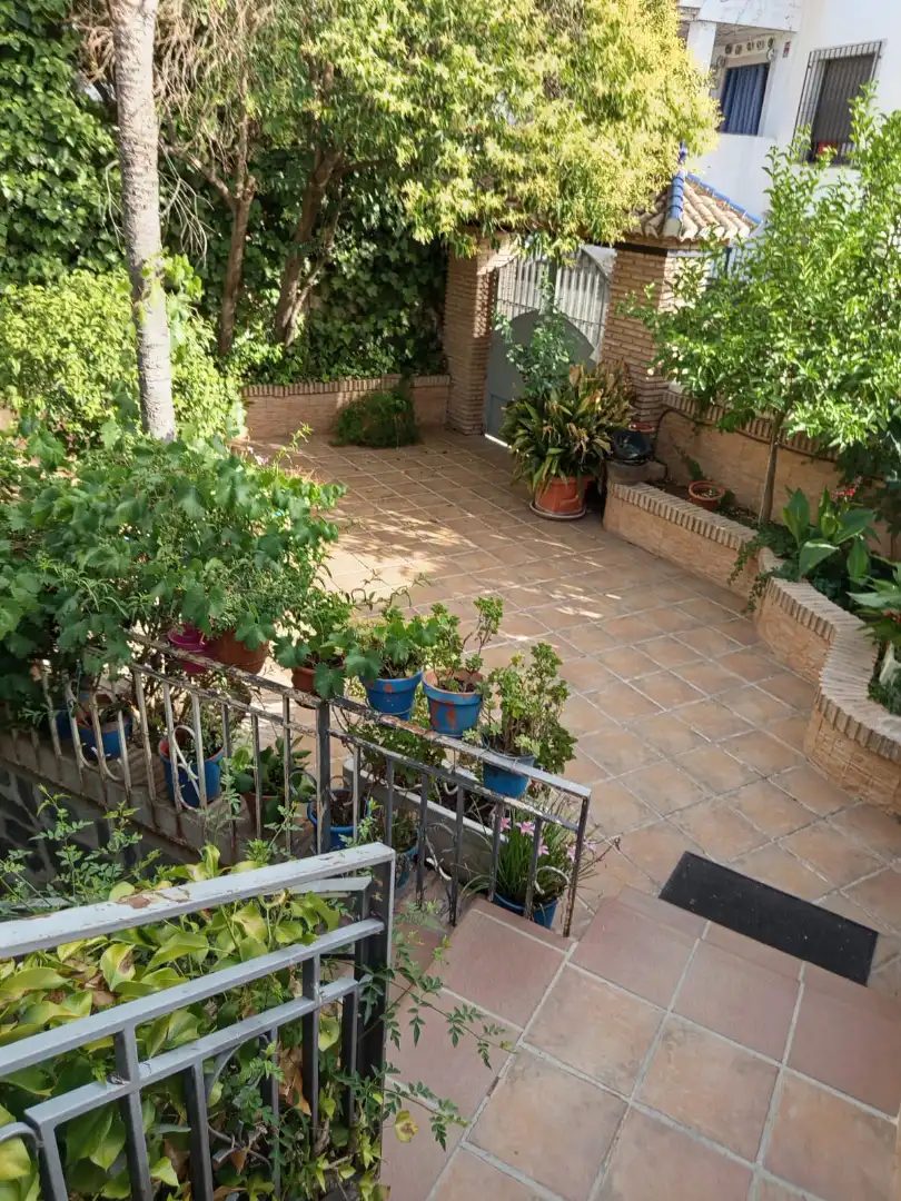 Terrassa de Casa o xalet en venda en La Zubia amb Jardí privat i Piscina