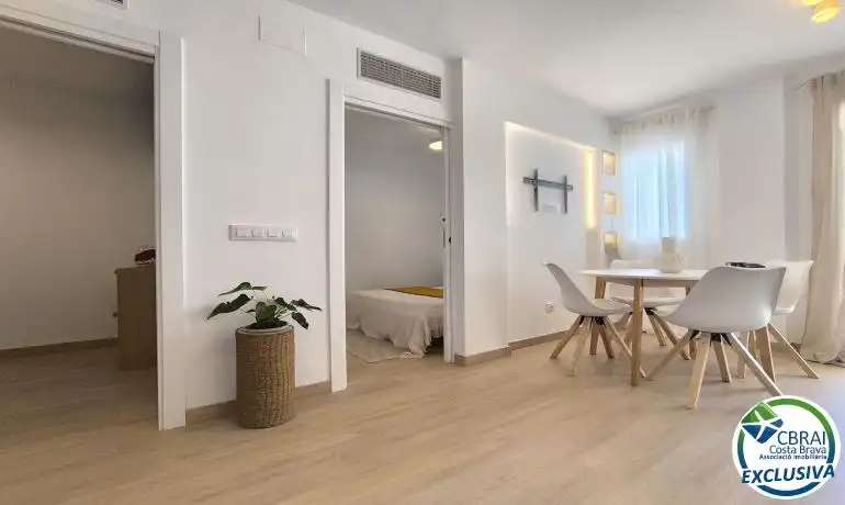 Living room of Apartments for sale in Empuriabrava  with Air Conditioner, Heating and Parquet flooring