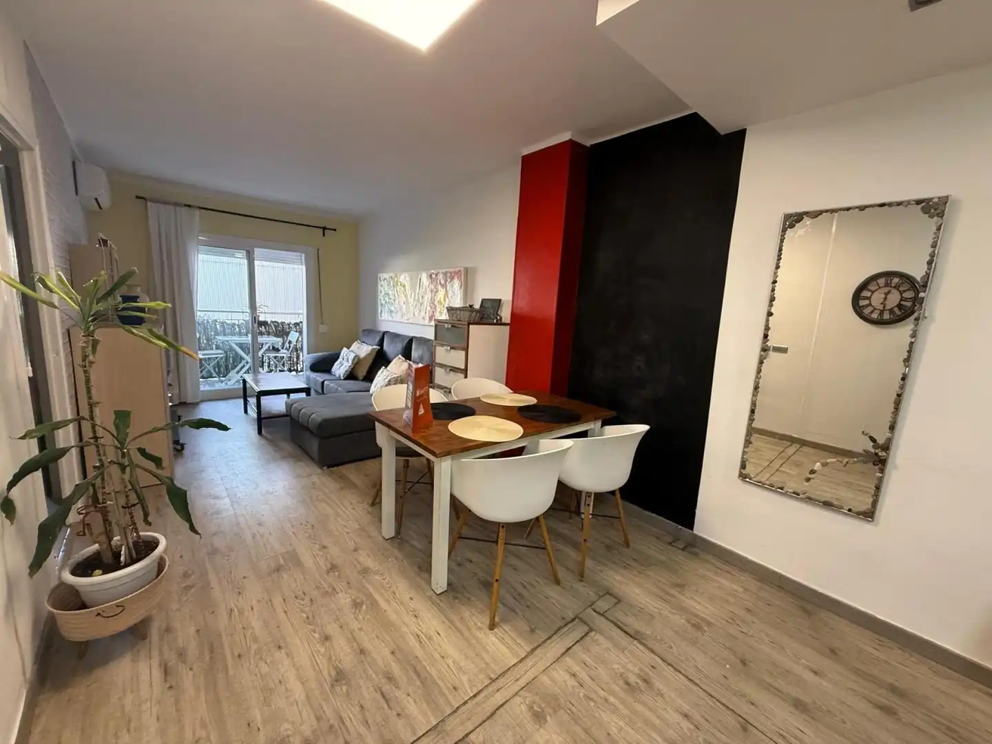 Wohnzimmer von Wohnung zum Verkauf in Pineda de Mar mit Klimaanlage, Heizung und Möbliert