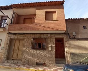 Exterior view of Single-family semi-detached for sale in La Puebla de Almoradiel