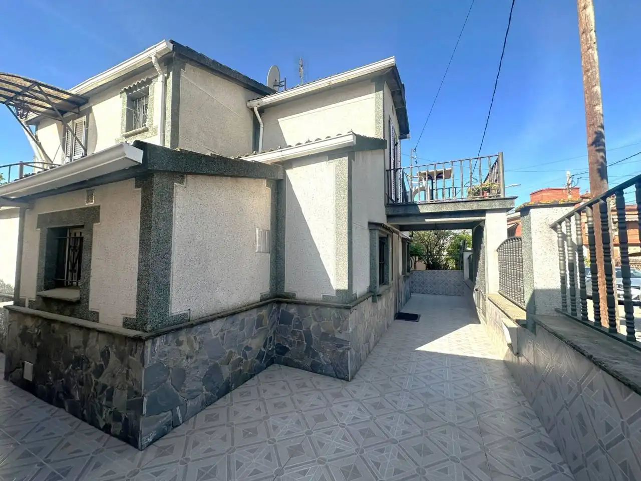 Vista exterior de Casa o chalet en venta en Parets del Vallès con Calefacción, Jardín privado y Terraza