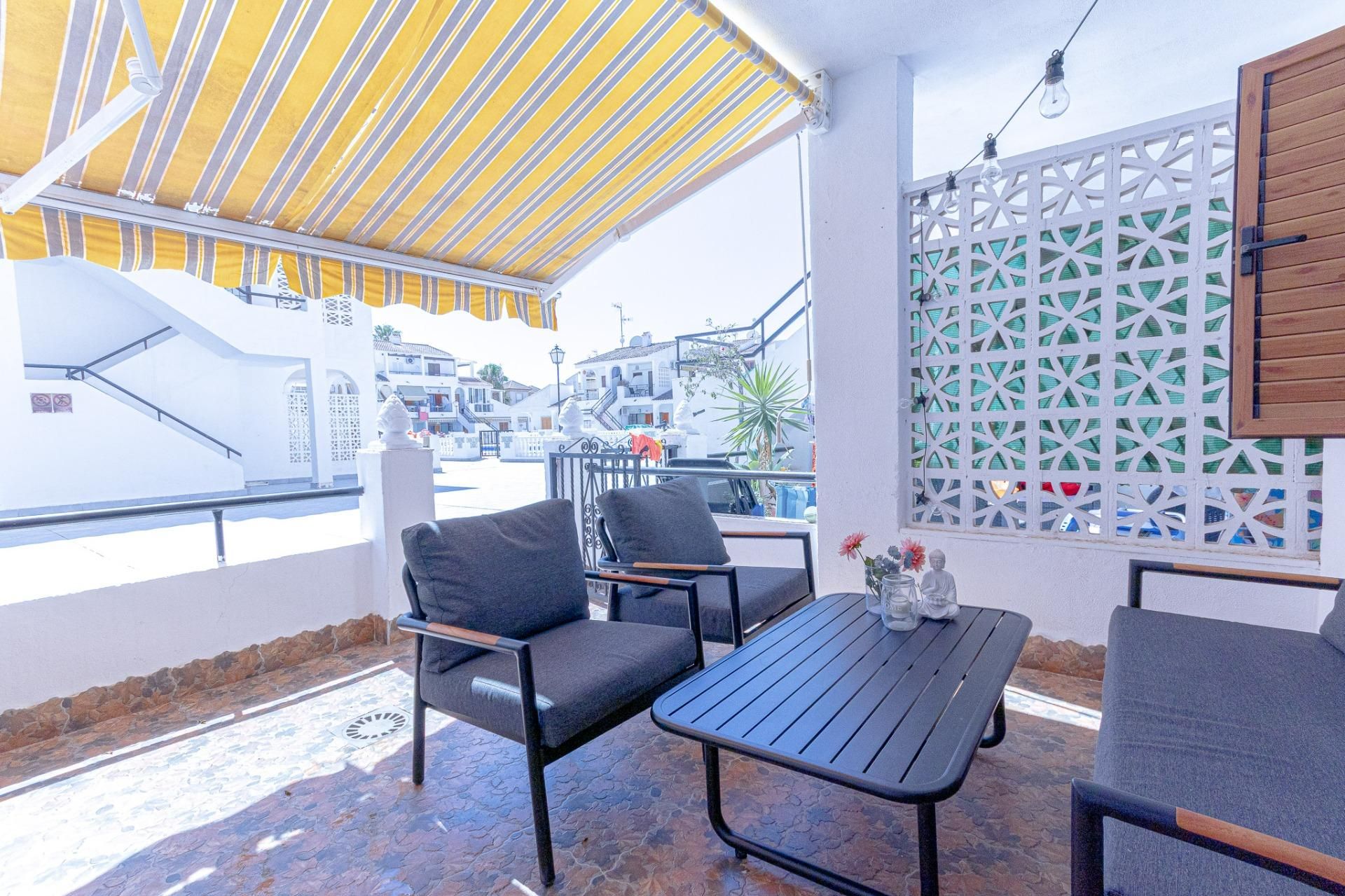 Terrace of House or chalet for rent in Torrevieja  with Air Conditioner, Terrace and Community pool