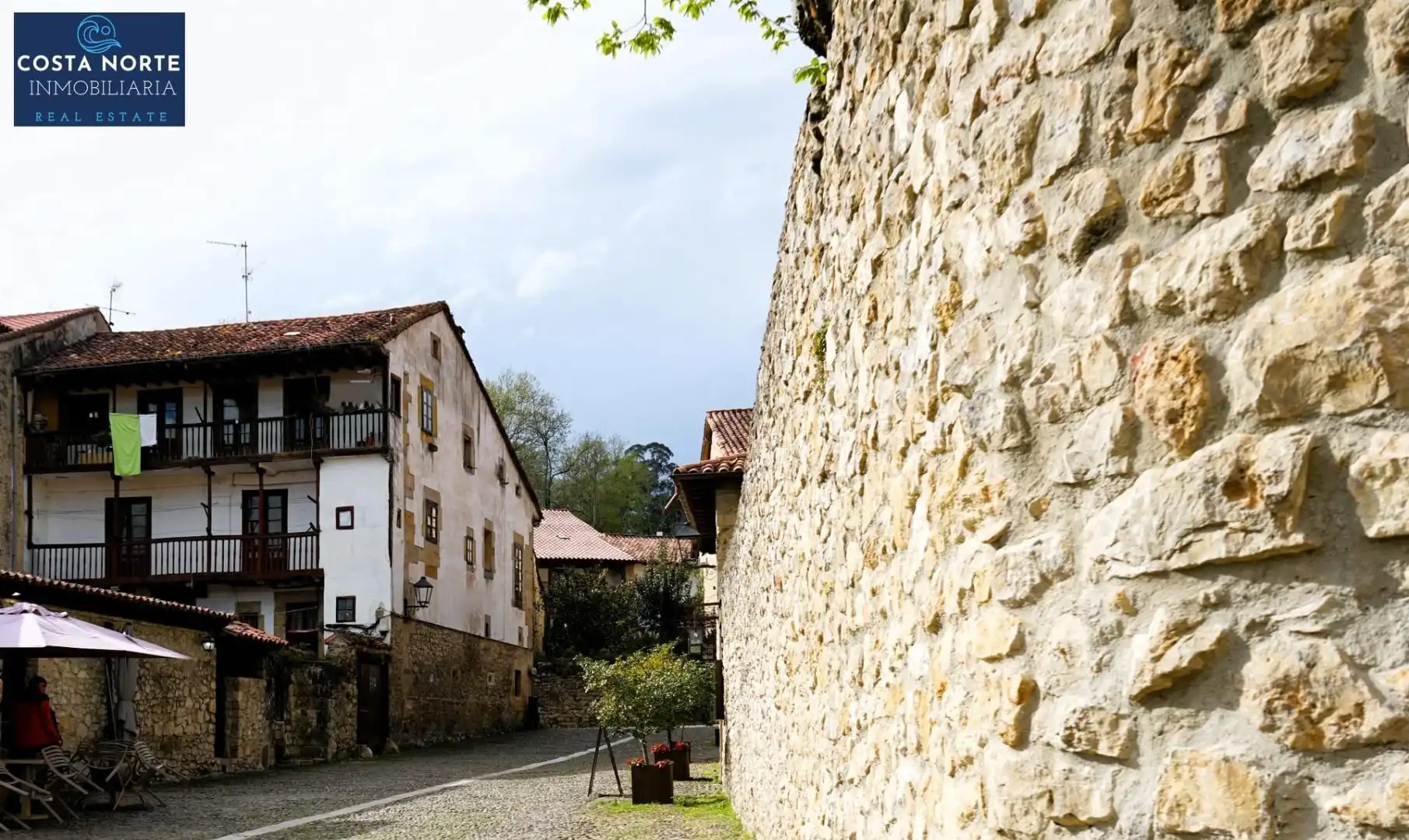 Edificio en venta en CARRERA, 17, Santillana del Mar