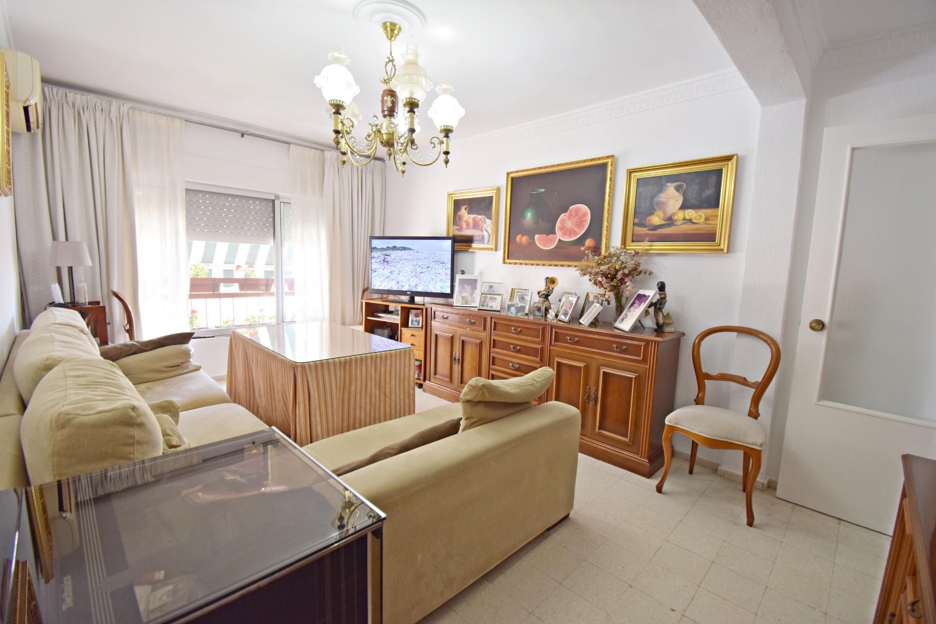 Sala d'estar de Pis en venda en Jerez de la Frontera amb Aire condicionat