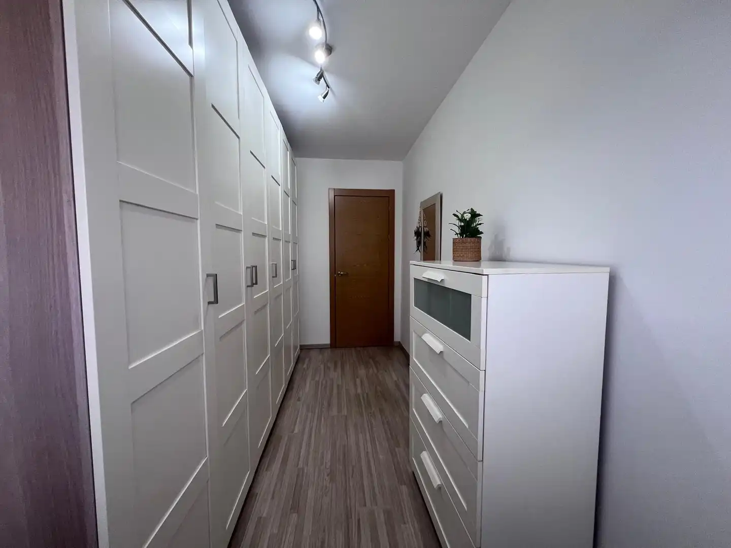 Piso de alquiler en Oviedo  con Calefacción, Terraza y Trastero