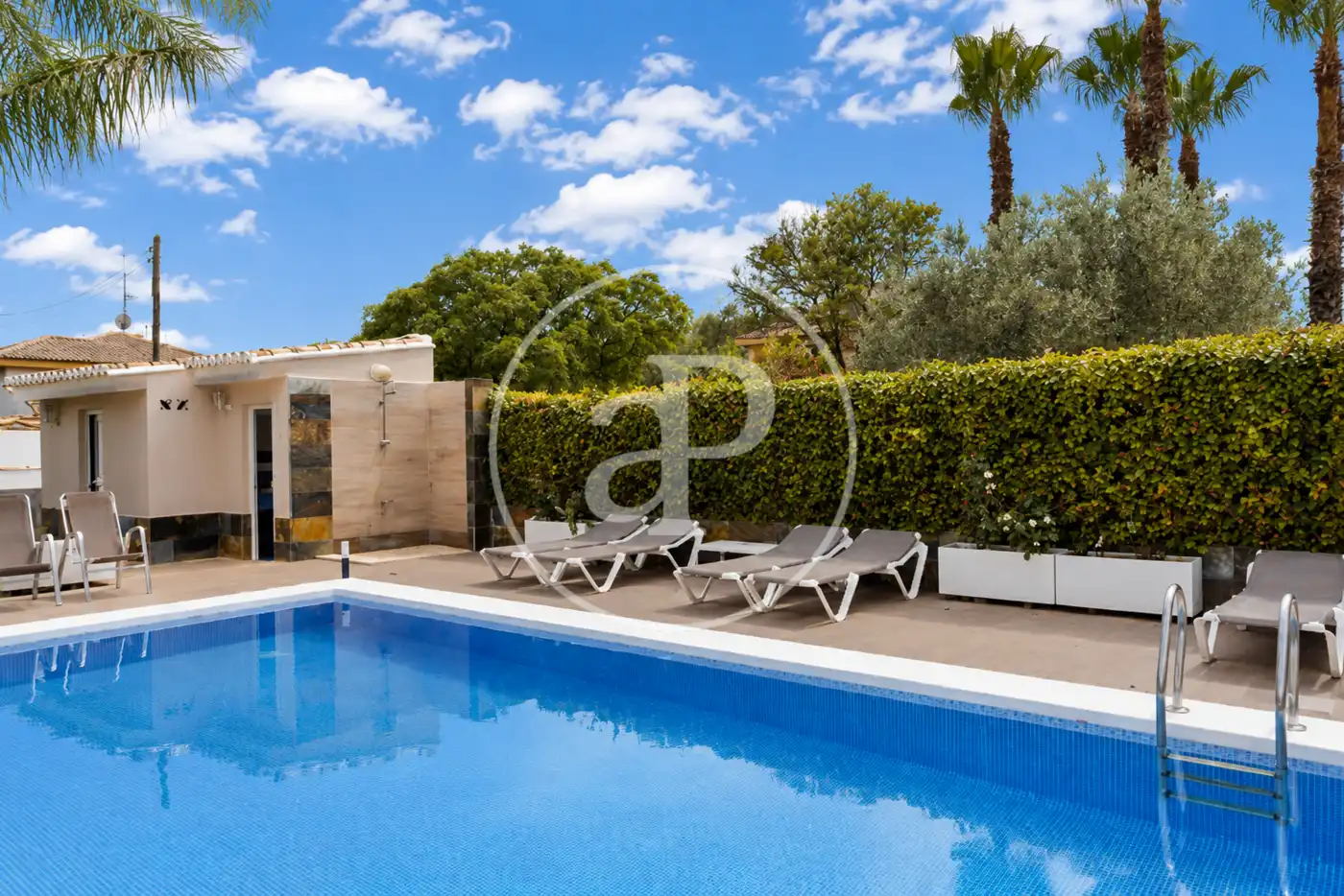 Piscina de Casa o chalet de alquiler en Bétera con Aire acondicionado, Calefacción y Jardín privado
