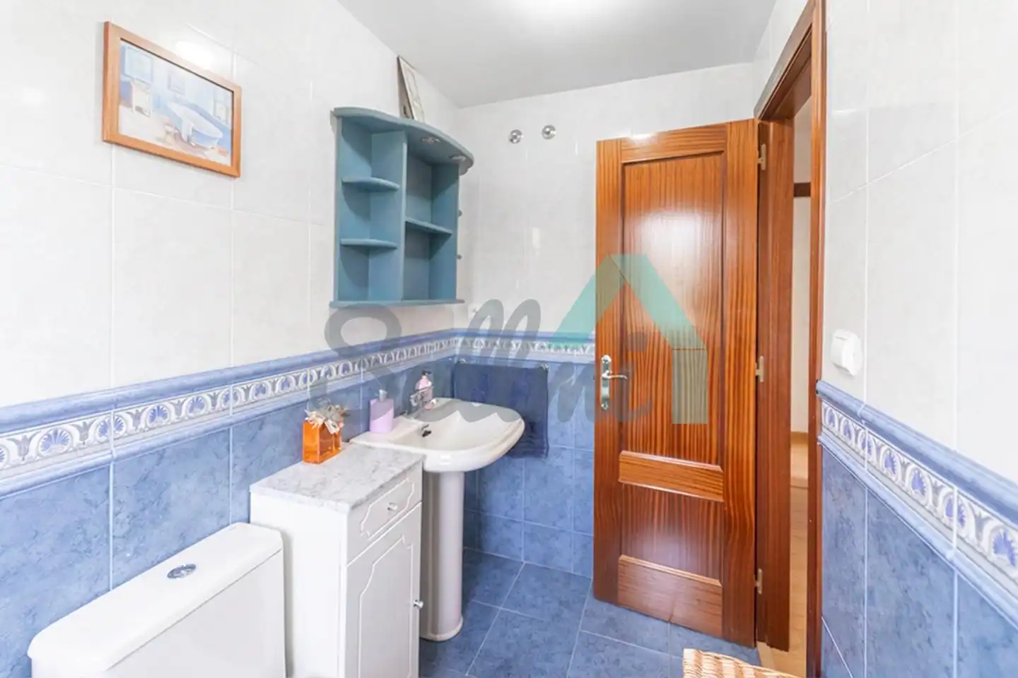 Bathroom of Flat for sale in Cangas de Onís  with Heating and Terrace