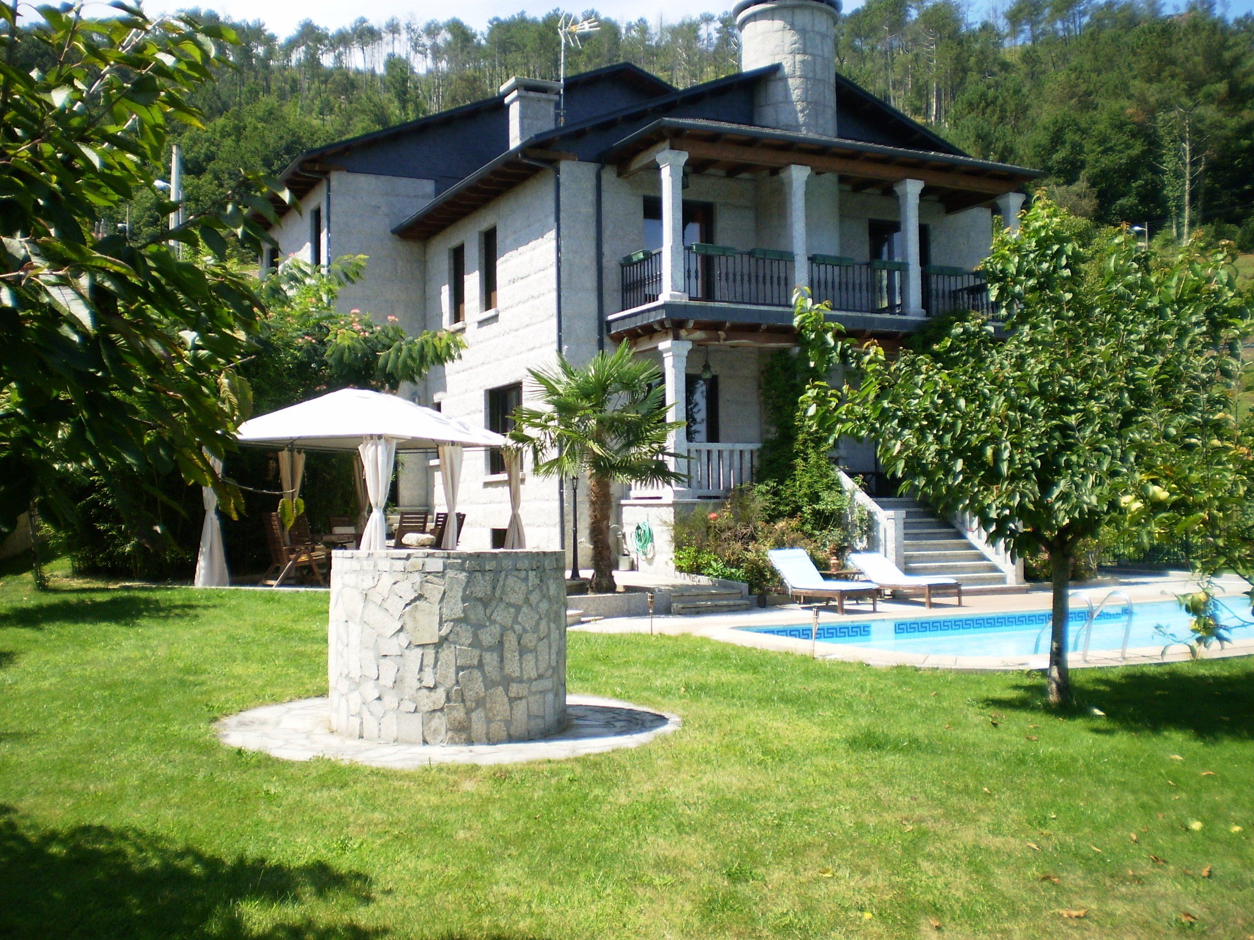 Jardí de Casa o xalet en venda en Padrenda amb Jardí privat, Piscina i Moblat