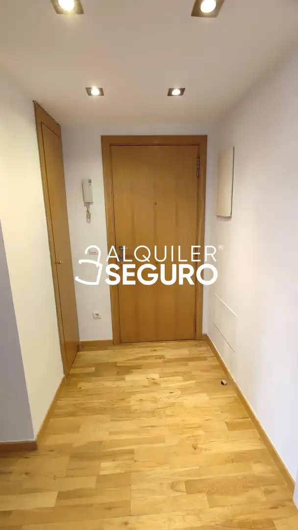 Flat for rent in Madrid  with Air Conditioner, Heating and Terrace