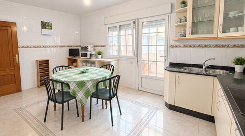 Foto 3 de Piso en venta en Avenida de la Coruña, 81, Santa Uxía de Ribeira, Ribeira