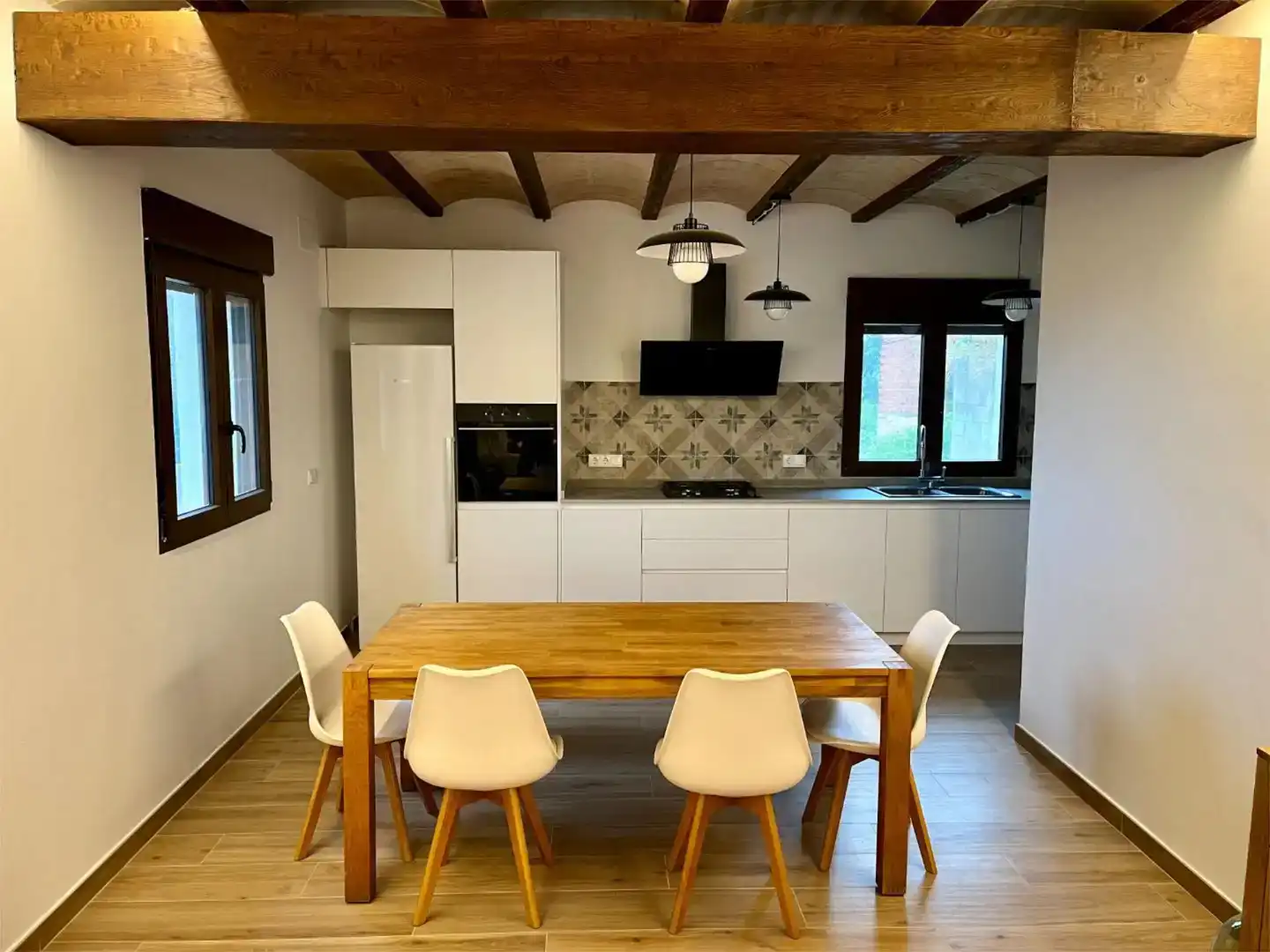 Cuina de Finca rústica en venda en Sierra Engarcerán amb Aire condicionat, Jardí privat i Traster
