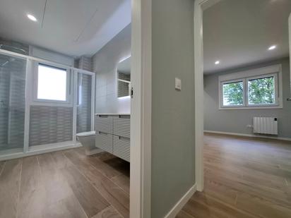 Bedroom of Flat for sale in Vigo   with Heating
